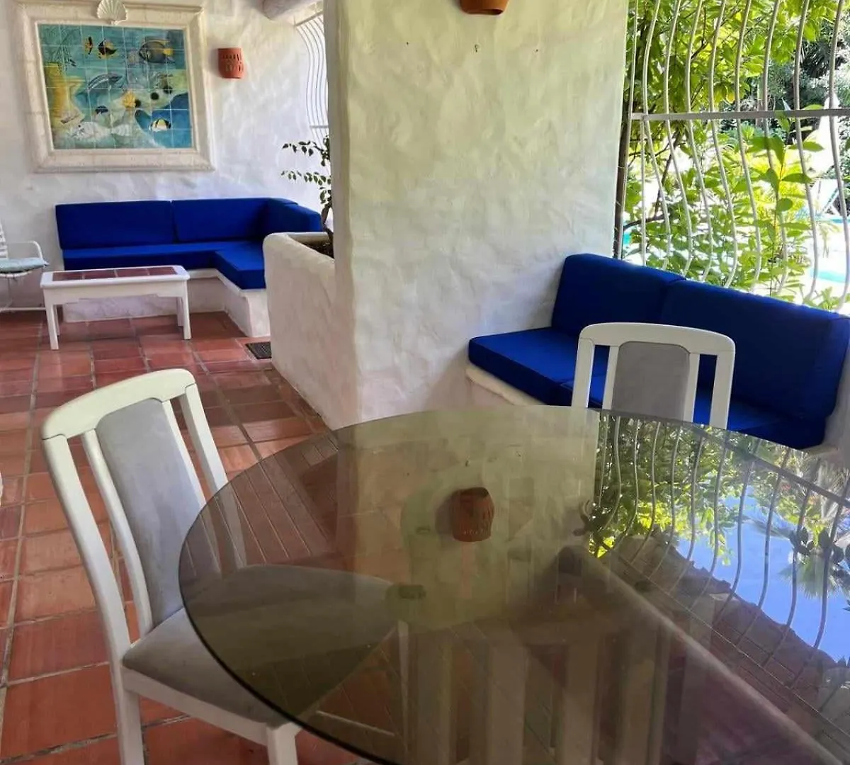Fabulous Condo, 5 Mins From Mullins Beach. Saint Peter 0*,  Barbados